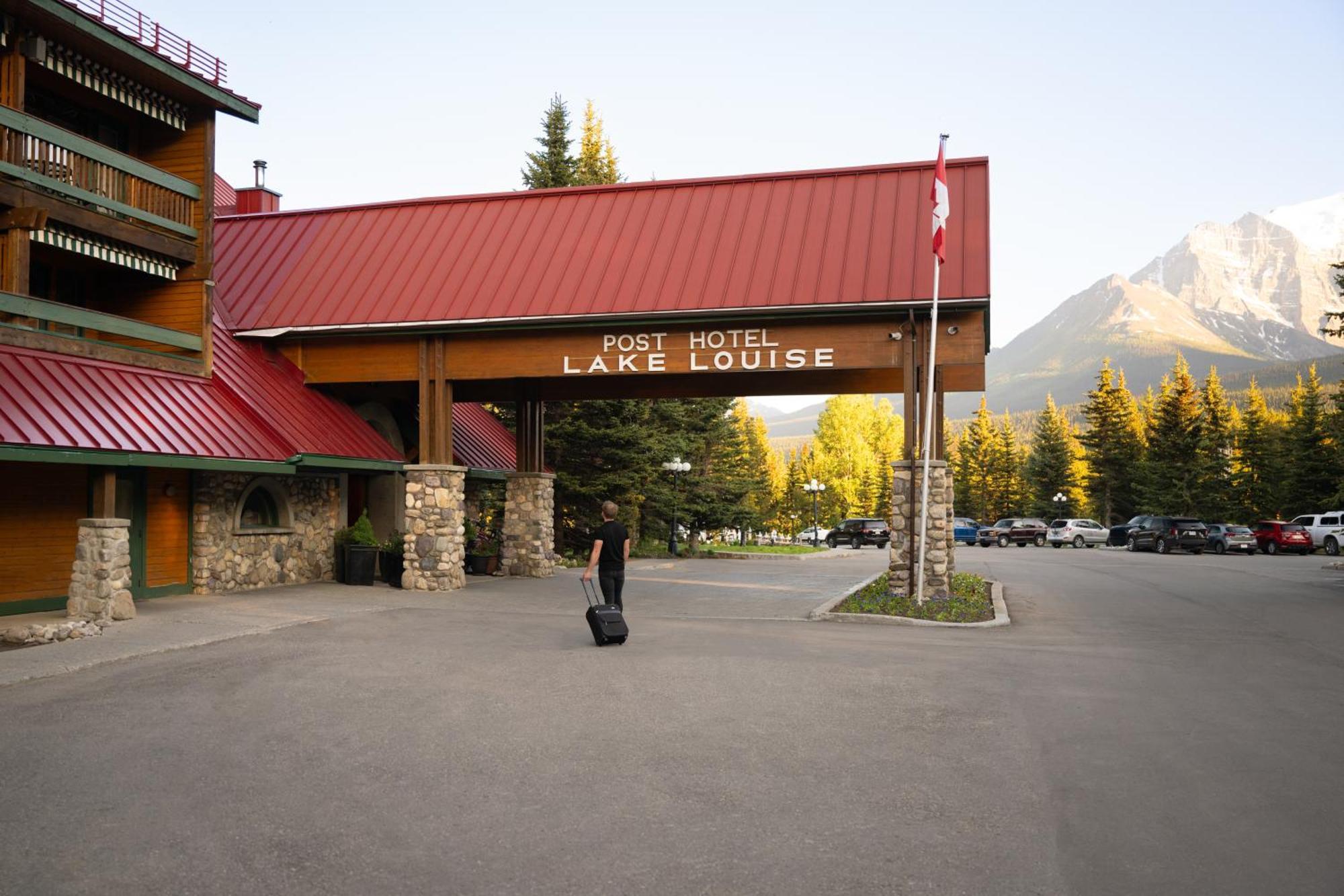 Post Hotel & Spa Lake Louise Zewnętrze zdjęcie